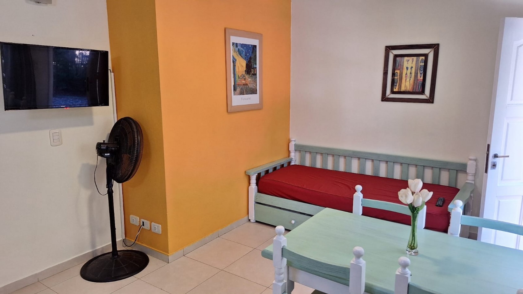 COMPLEJO DE 5 DEPARTAMENTOS A UNA CUADRA Y MEDIA DEL MAR