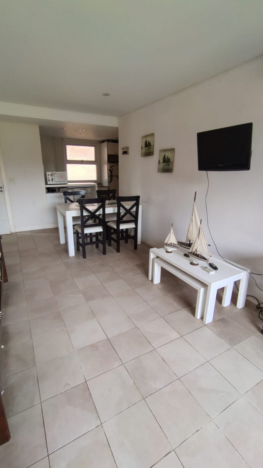 DEPARTAMENTO CON PILETA Y COCHERA