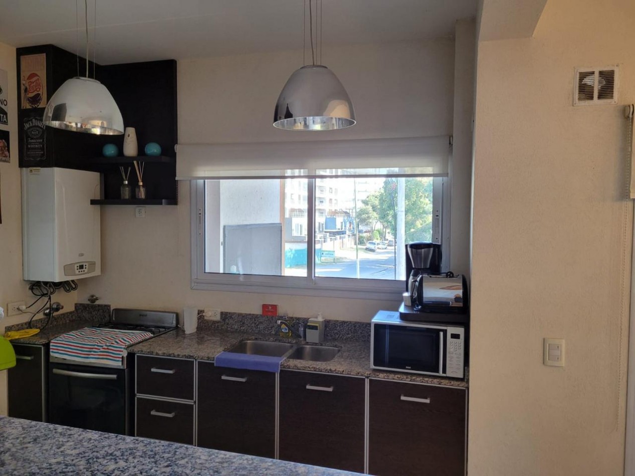 DEPARTAMENTO DE 3 AMBIENTES CON PARRILLA, PILETA Y COCHERA 