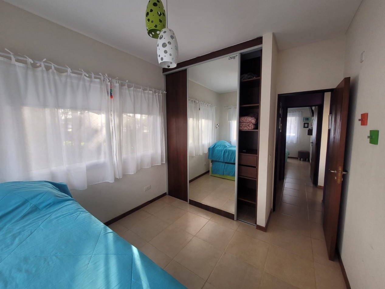 DEPARTAMENTO DE 3 AMBIENTES CON PARRILLA, PILETA Y COCHERA 