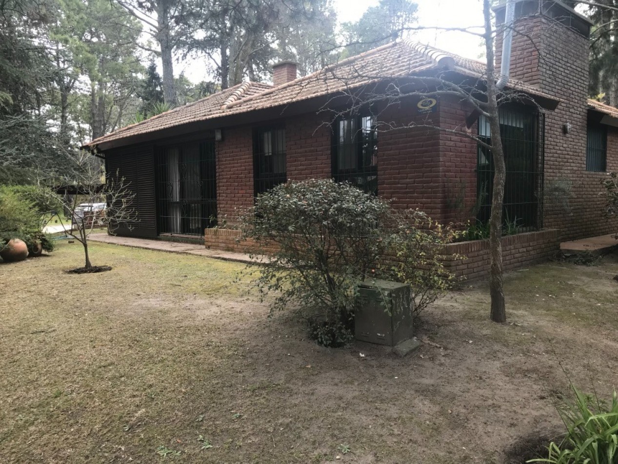 CASA EN AV. SHAW AL 1400 P/5 PERSONAS.
