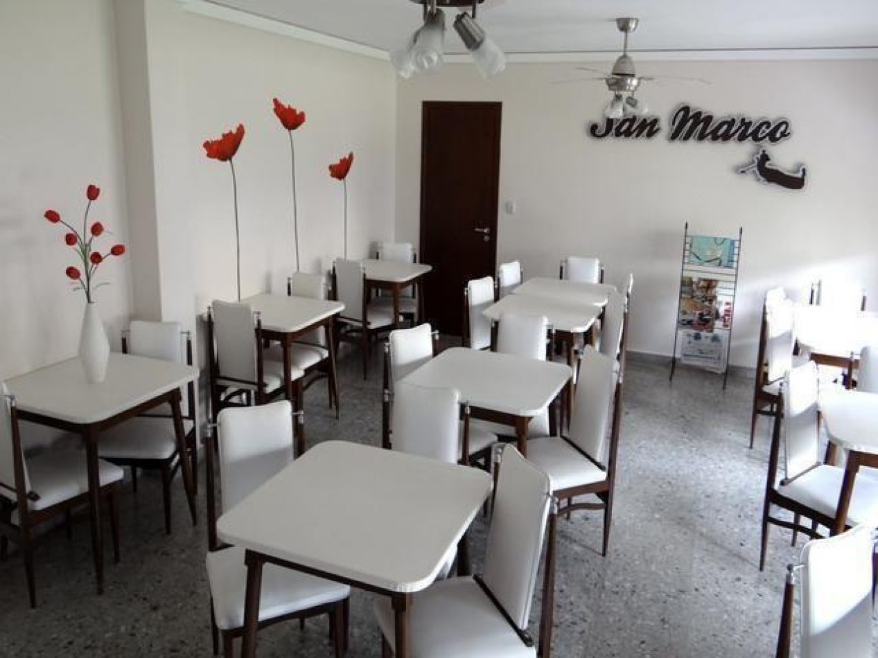 HOTEL DE 24 HABITACIONES