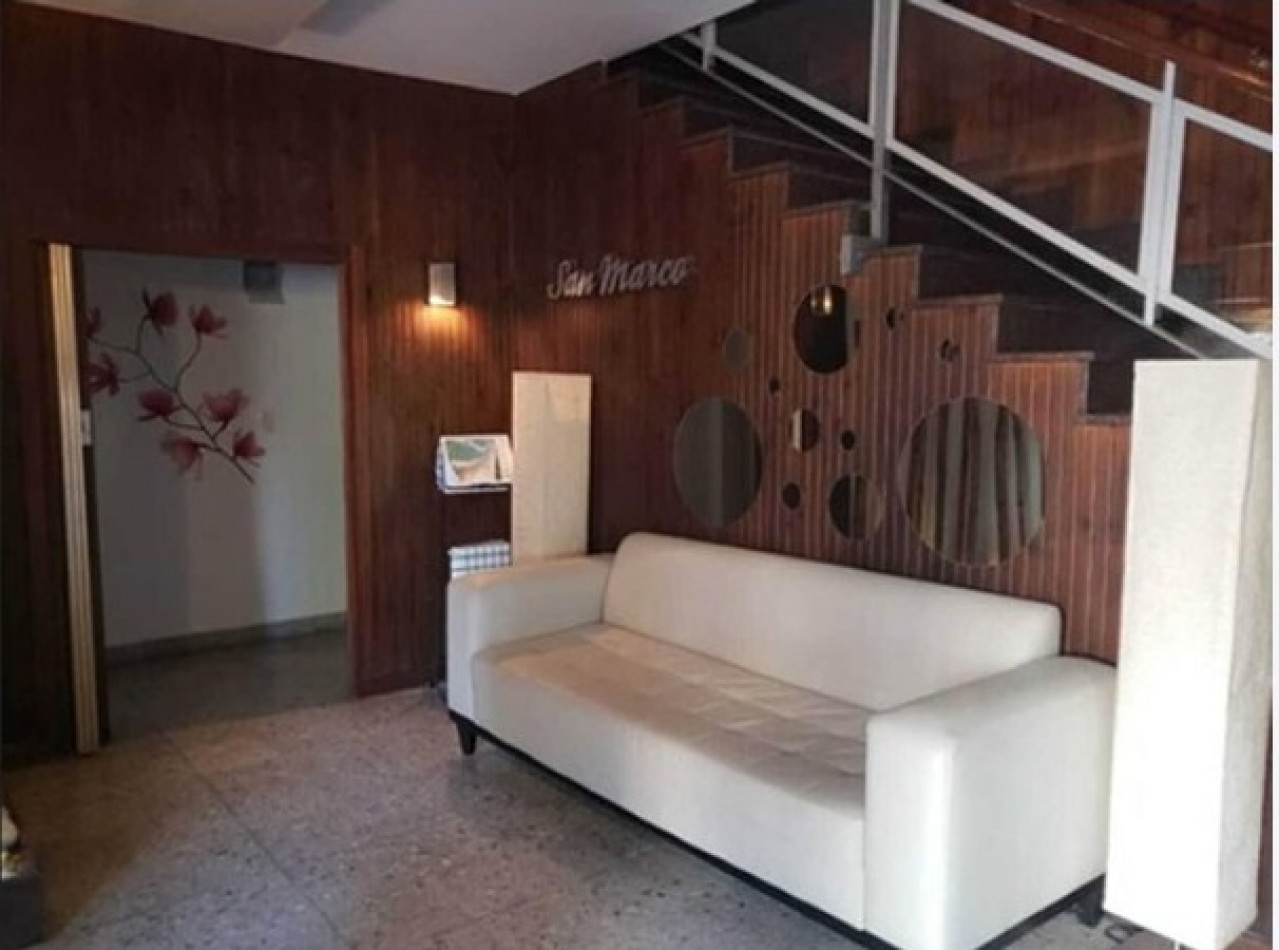 HOTEL DE 24 HABITACIONES